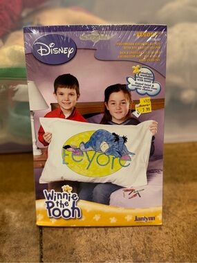 Janlynn Disney Winnie the Pooh Eeyore pillowcase coloring art kit features